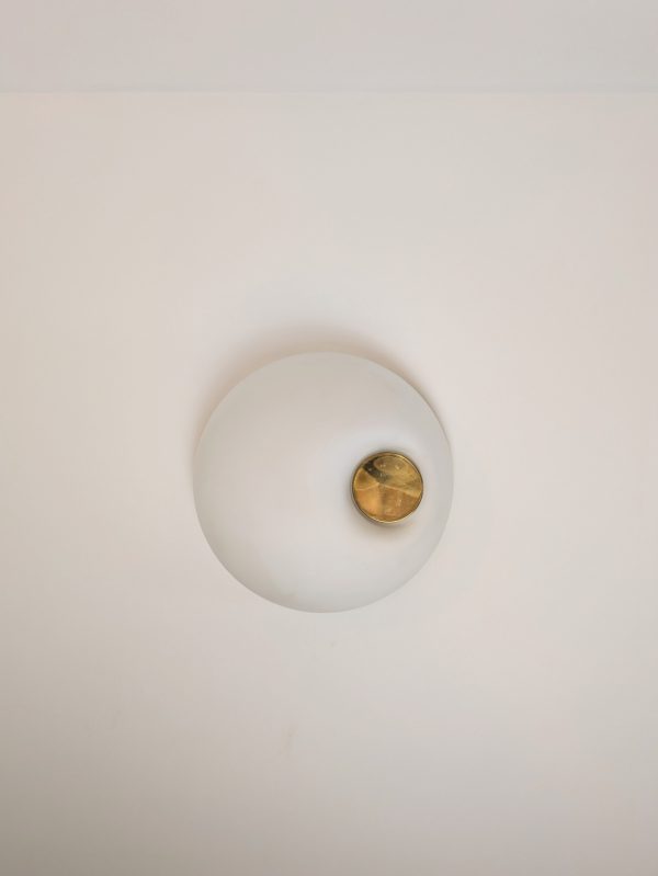 Brass and white opaline flush wall or ceiling light, Murano 1970 - Image 7